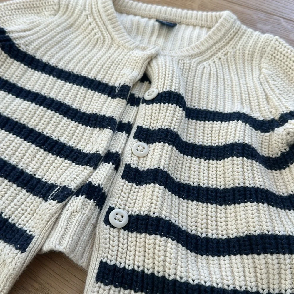 Gap knit cardigan 3T girls cotton